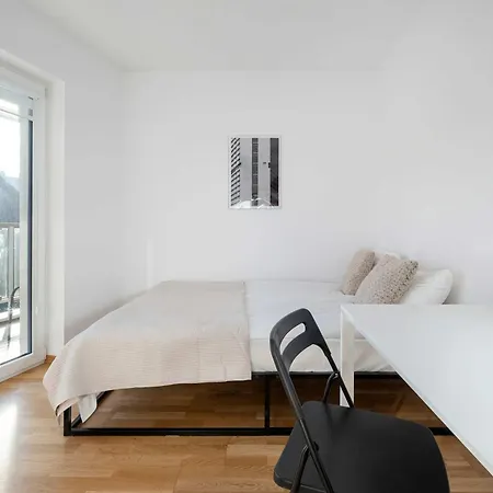 דירה Spacious In With Large Terrace And 2 Parking Spaces By Renters ורוצלב