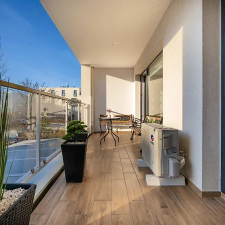 Appartement Spacious In With Large Terrace And 2 Parking Spaces By Renters