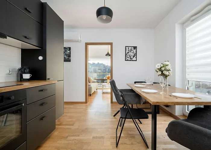 Apartment Spacious In With Large Terrace And 2 Parking Spaces By Renters